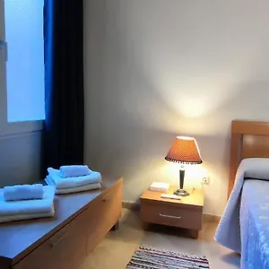 Serrallo, Parking Gratuito Y Cocina, Alhambra Y Playa Apartamento